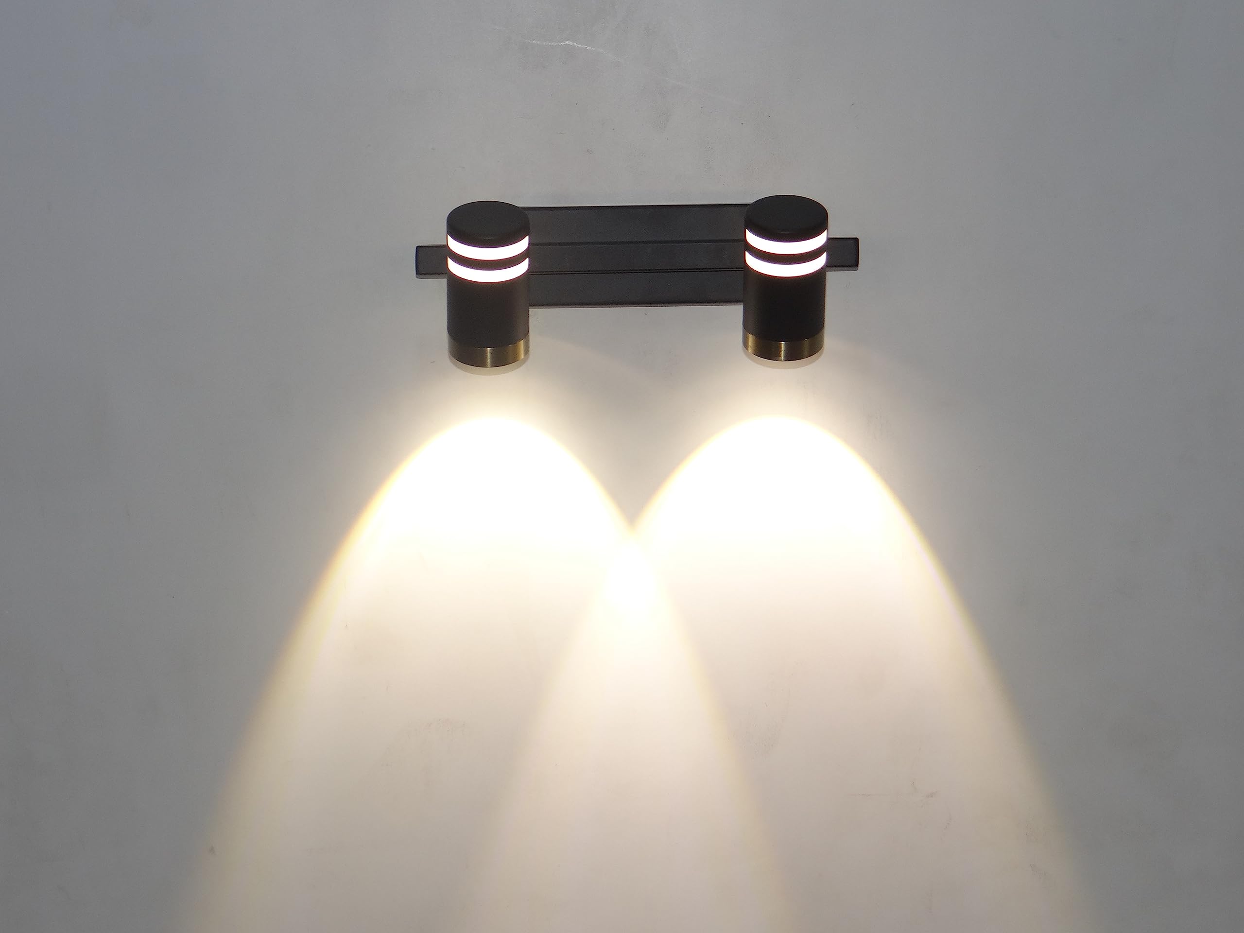 FILLISKA® 3 in 1 Double Wall spot/Picture/Display/Mirror Light with Adjustable Head and Colour Changing Function (RoseGold-397)