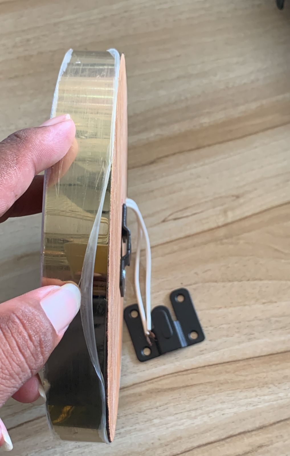 stylish and modern led wooden wall decor light for home and office